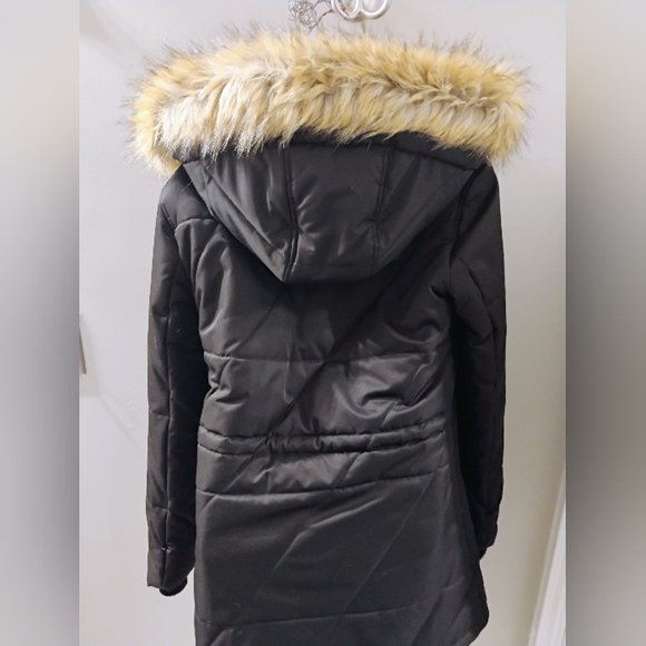 Women's Zara Trafaluc Size Medium hooded coat black puffer Removable Hood & Fur - Picture 6 of 15